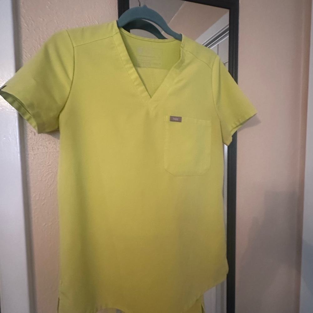 FIGS Limited Edition Neon Yellow Green Scrub Set